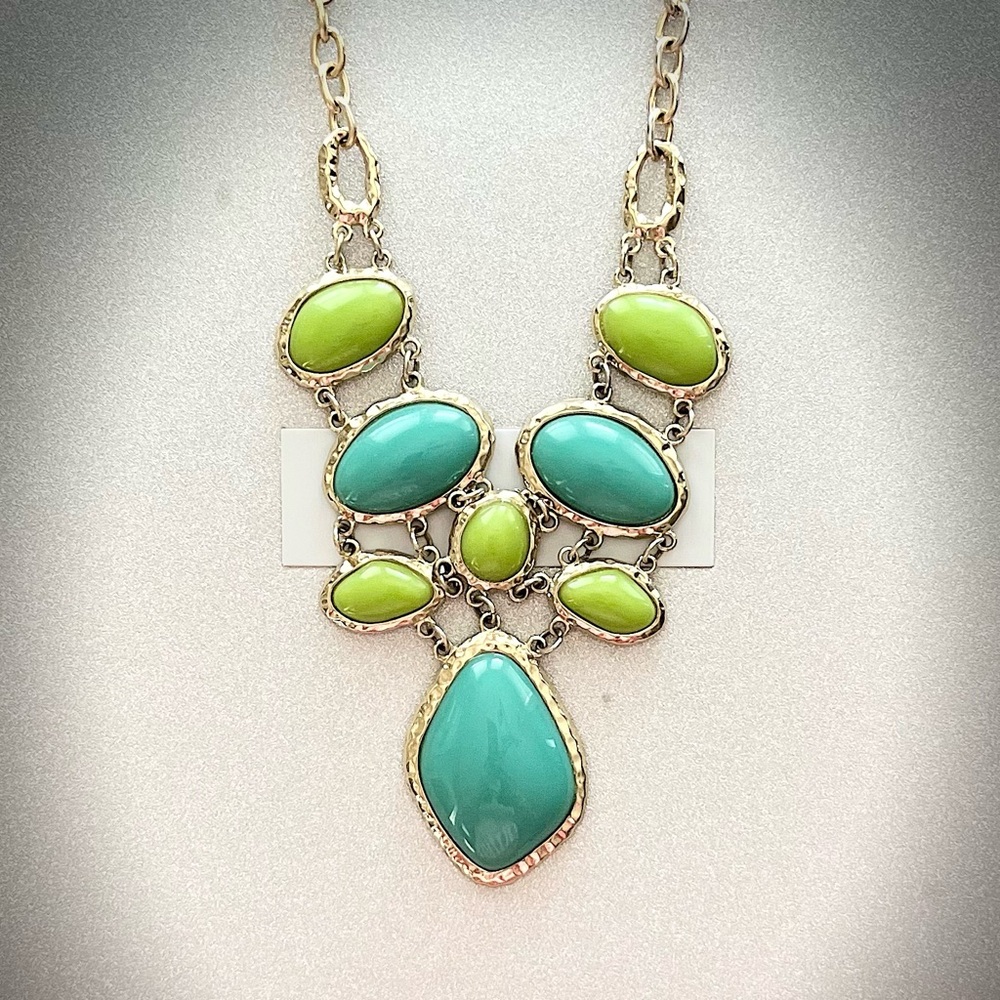 Elegant Turquoise and Lime Necklace